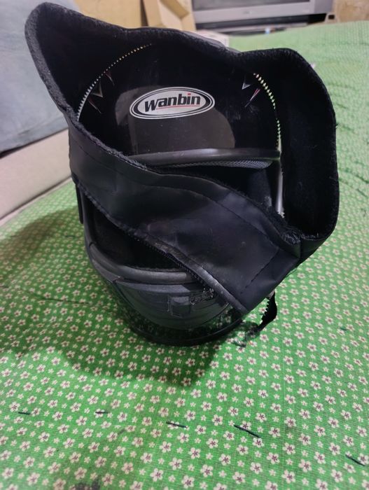 Продам мото шлем