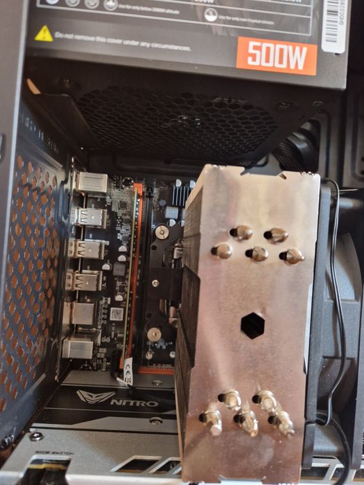 PC Gaming Intel Xeon 14 Cores, 16GB RAM, RX 580
