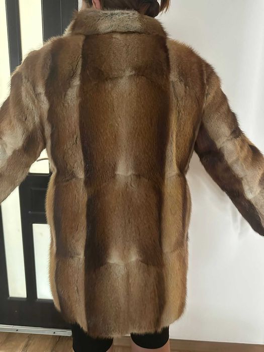 Haină de blană naturală!