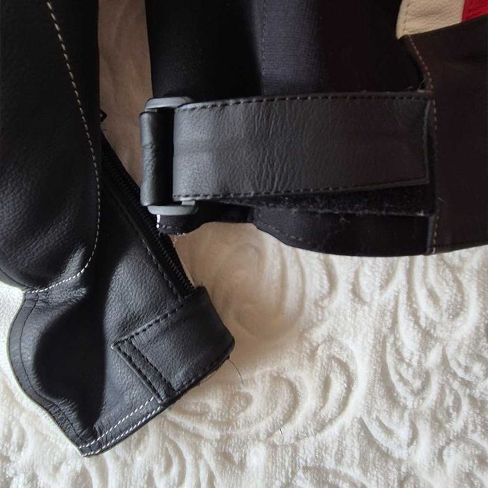 Vând geacă moto Büse (dame)