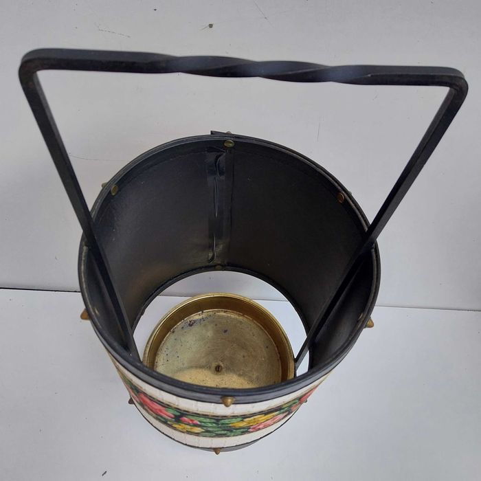 НАЙ ДОБРАТА ОФЕРТА Стара немска поставка за чадъри ,бастуни