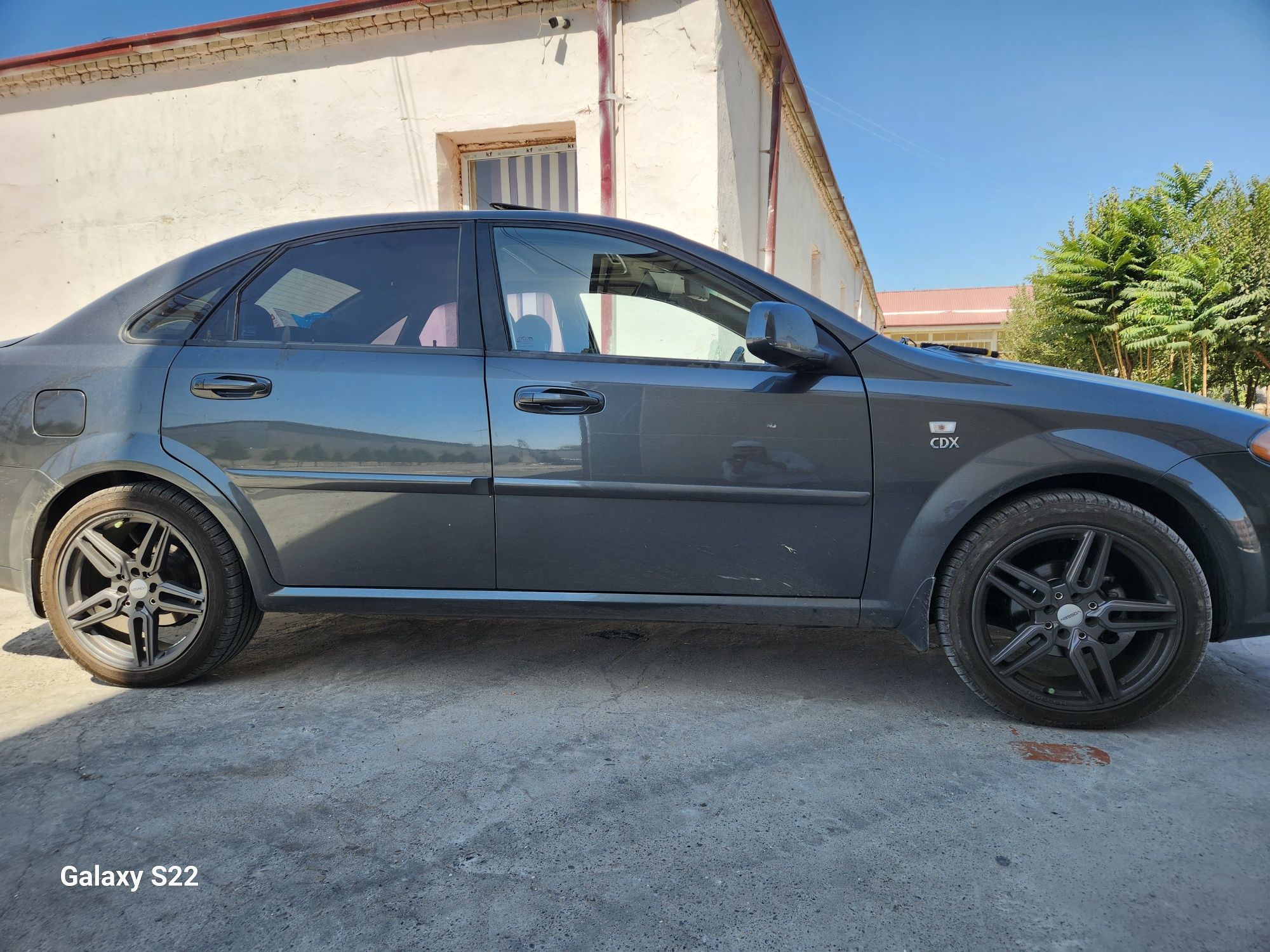 Срочно продаётся Vossen 17" дюймов  диска балон комплект