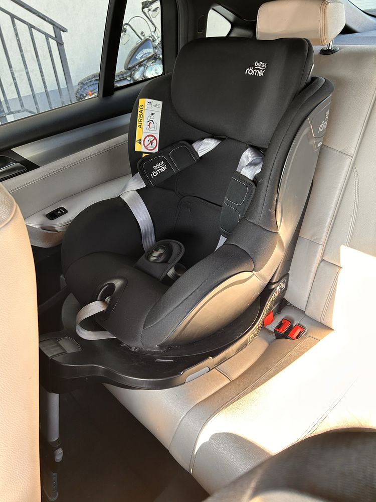 Scaun Auto Rotativ Britax Dualfix M Plus - Space Black