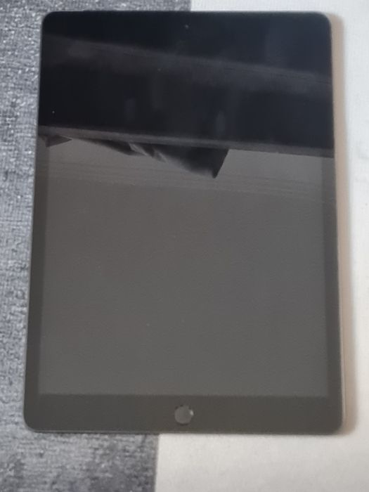 Айпад 7 поколения 32 гб в хорошем состоянии