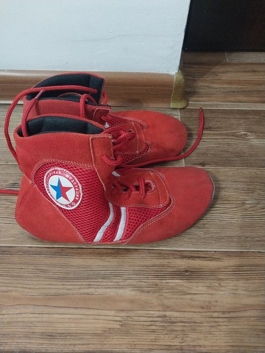 Продам борцовки, б/у