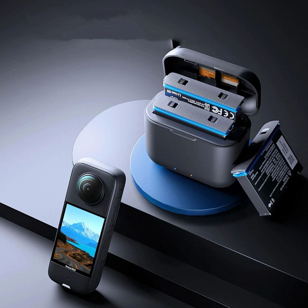 Insta 360 x3   x4  kameralar uchun qowimcha akmulyator va cese