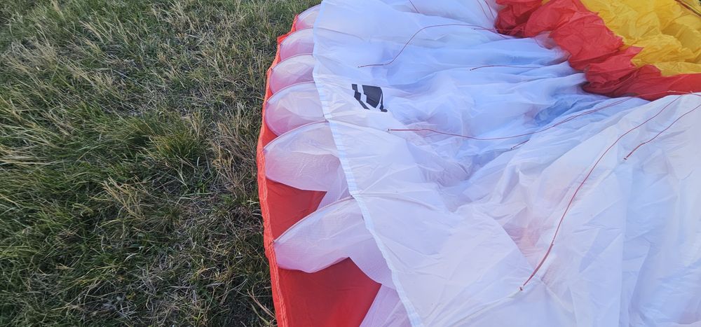 Parapanta AXIS PROTON 130- 160KG An Fabr 2023 -2ptr paramotor s au zbo