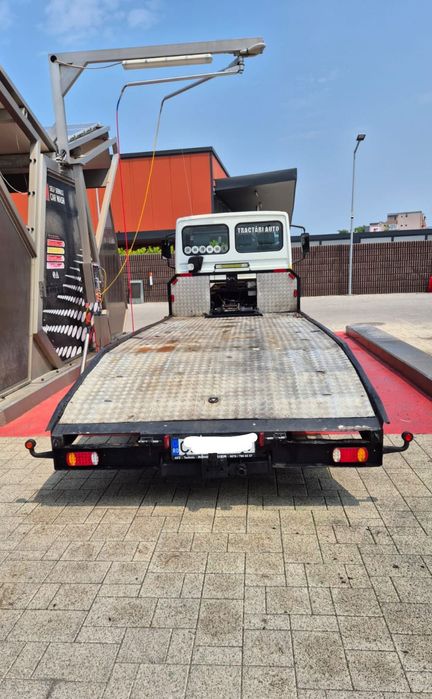 Nissan 3,5 tone,cat.B  Platformă transport auto