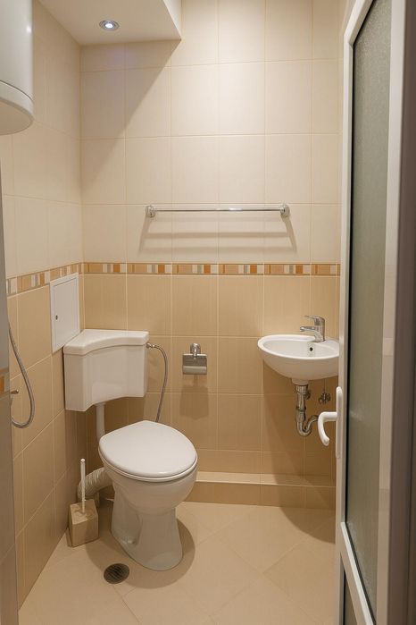 Дава се под наем Двустаен апартамент в Пловдив, Кършияка - 63 кв.м за 281 € - Снимка #3