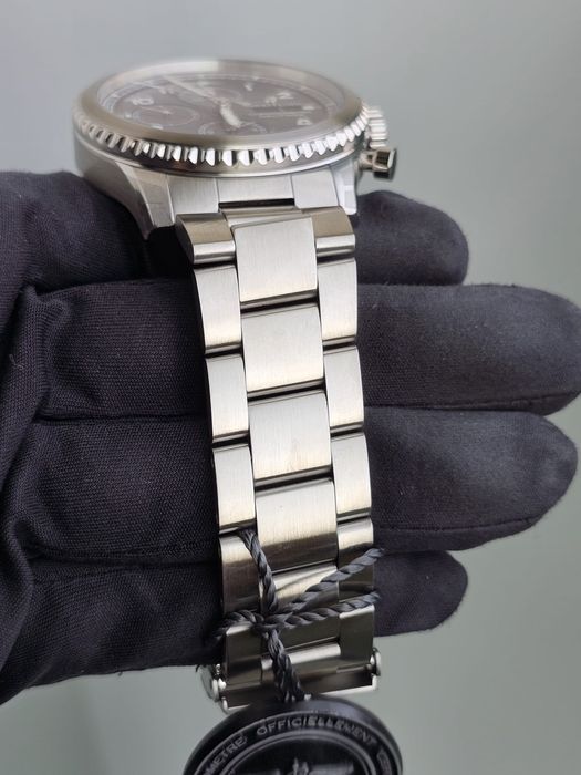 Breitling Navitimer 8 Chronograph 43