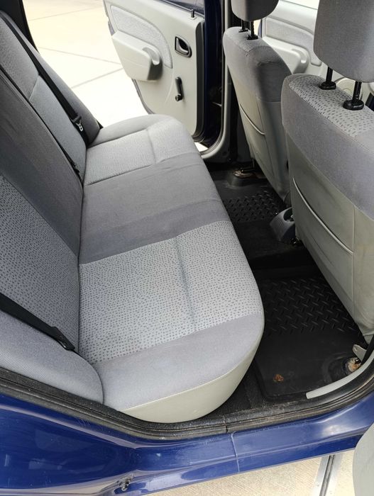 Logan 2006, 1.4, benzina+gaz 141.000km