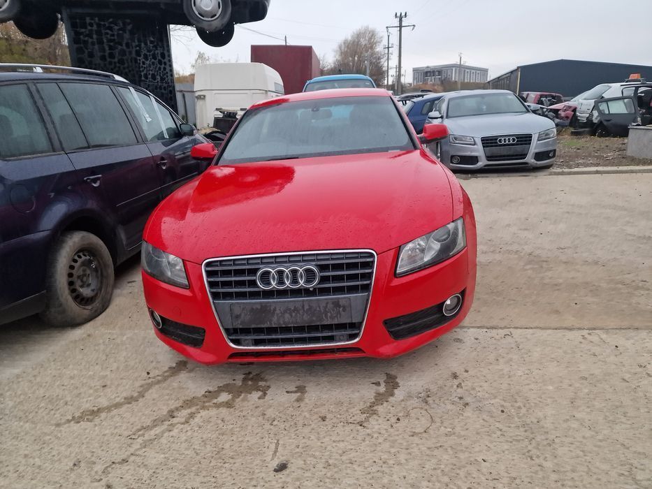 Dezmembrez Audi A5 2.0 CAHA și 2.0 TFSI CDN pachet S line an 2010
