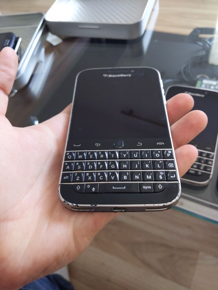 Blackberry Classic Q10