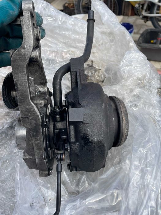 турбо компресор за мерцедес Е270 177 кс