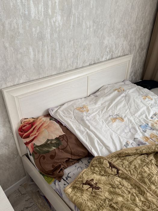 Кровать двухспальный