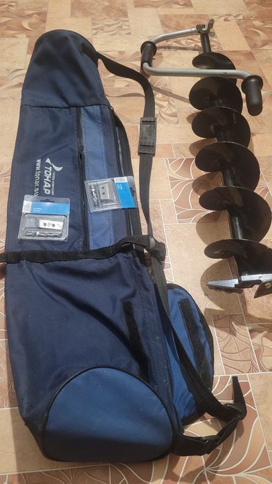 Ледобур для рыбалки .