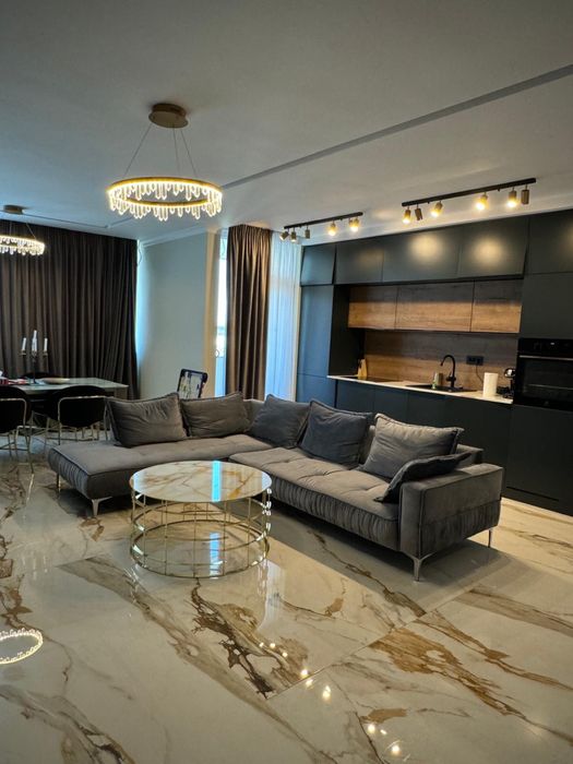 Apartament de vanzare 3 camere , super pret