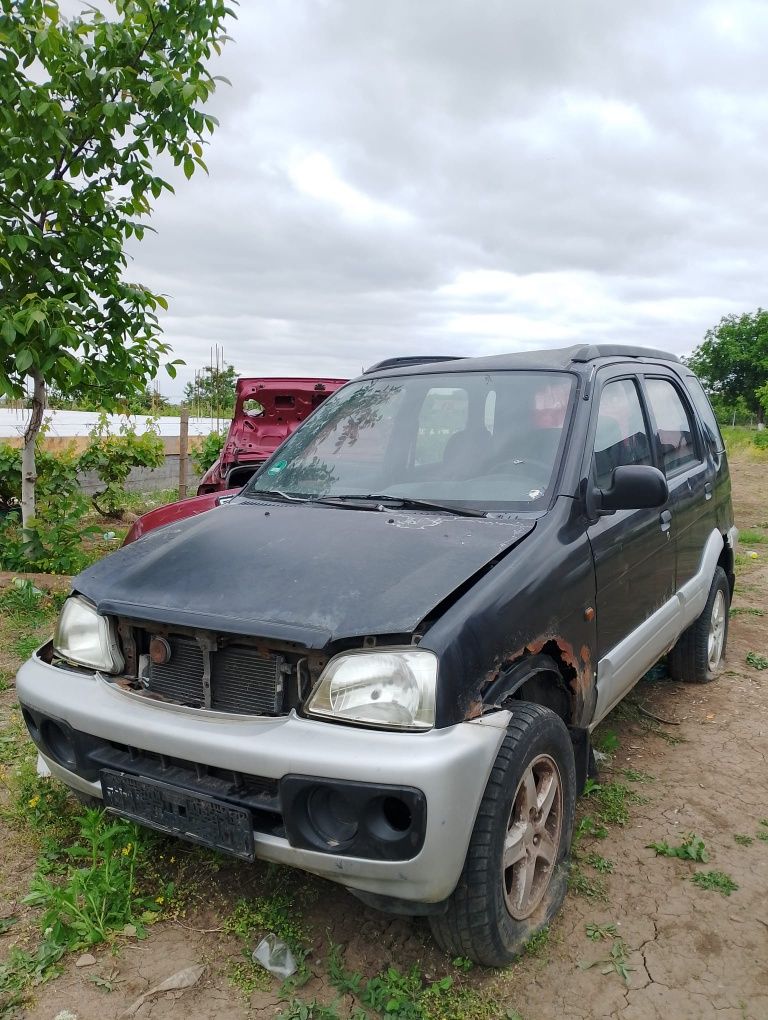 Vând Daihatsu 2001 stare buna motor bun