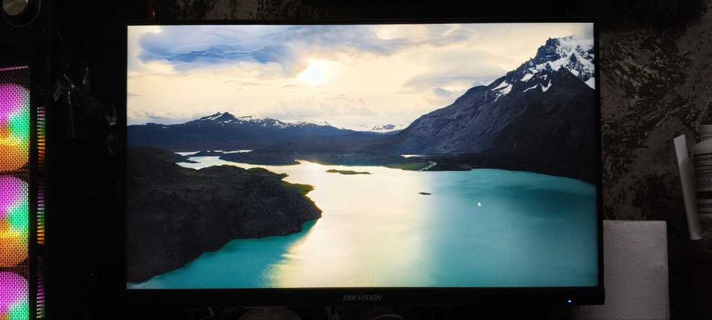 монитор 24 75 hz и кронштейн ДЕШЕВО СРОЧНО