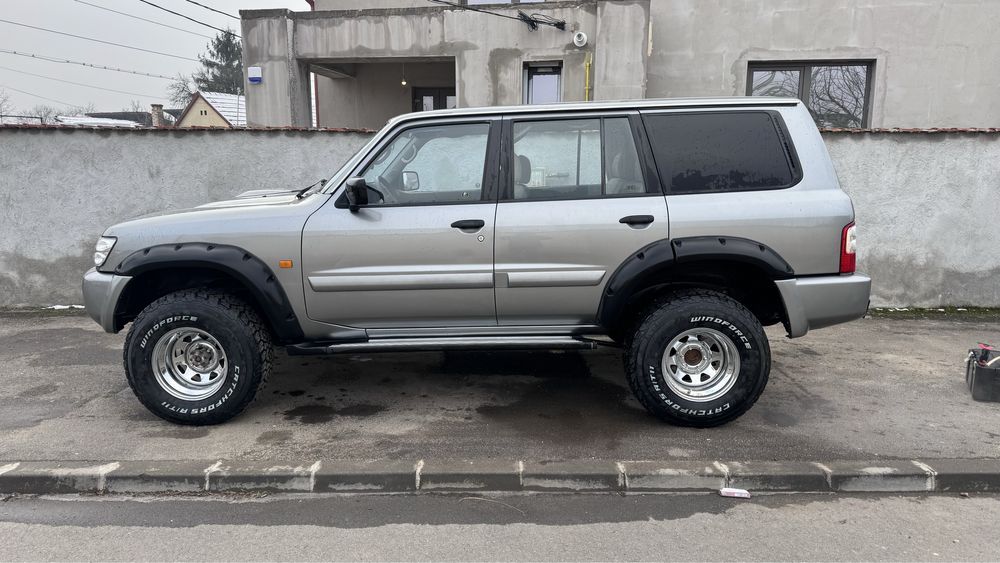 Nissan Patrol y61