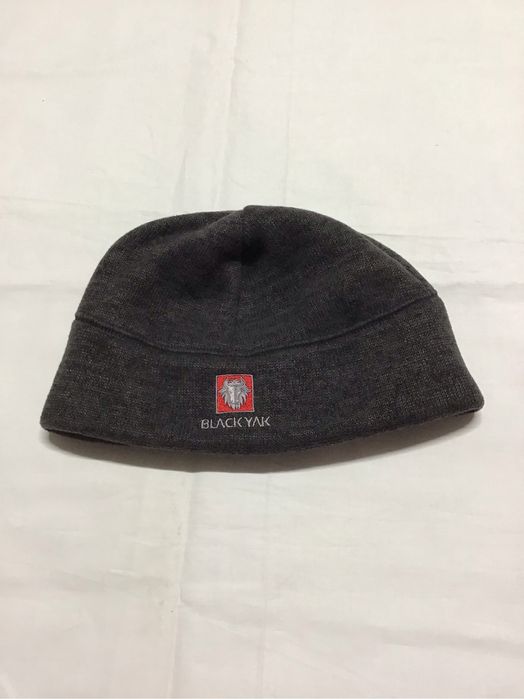 Caciuli  barbati oversize