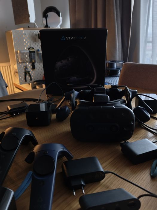 Headset VR   HTC Vive pro 2