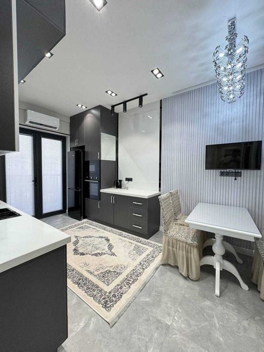 Мирабадский район метро Айбек напротив  Mirabad Avenue Grand Mir Hotel