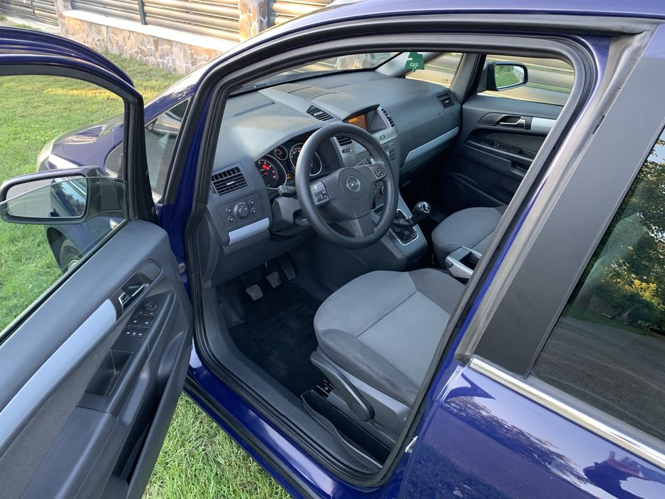 Vand opel zafira b 1.6 benzina
