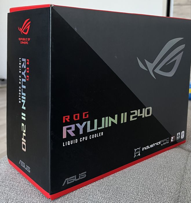 Cooler procesor Asus ROG Ryujin 2 240