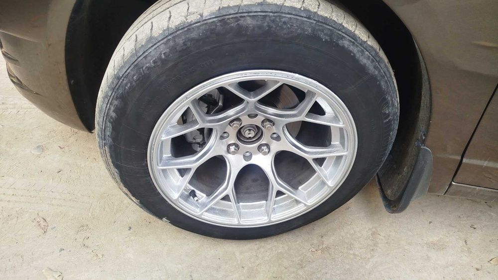 Diska j 8.25 wiroki sotiladi