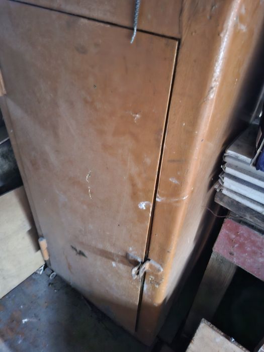 Сейф металический