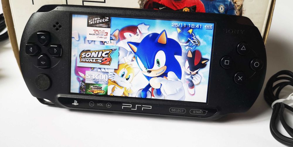 PSP E1004 Sonic Minecraft Crash PlayStation Portable ПСП с много игри