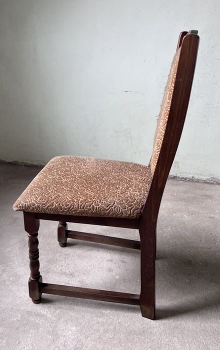 6 бр. стари масивни столове