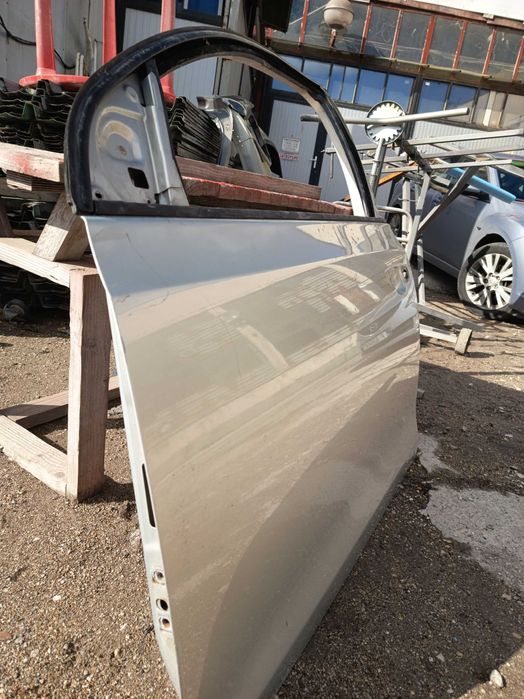 Предна лява врата VW GOLF 6