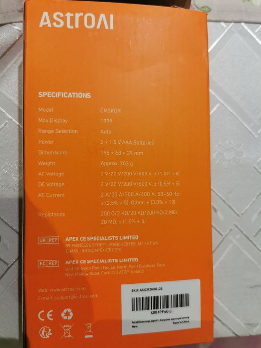 Multimetru digital AstroAI