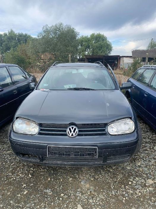 Dezmembrez Volkswagen Golf 4, 1.9 TDI 2003