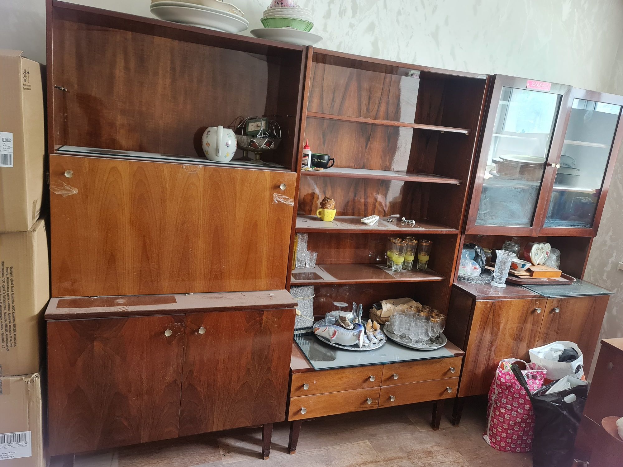 Продам стенку СССР