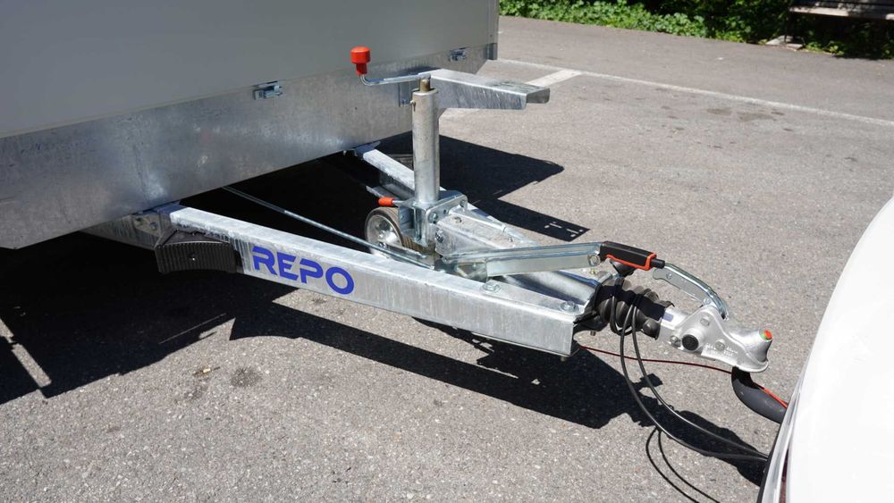 Remorcă REPO Cargo – 2,7–3,5t, ideală Transport Marfă