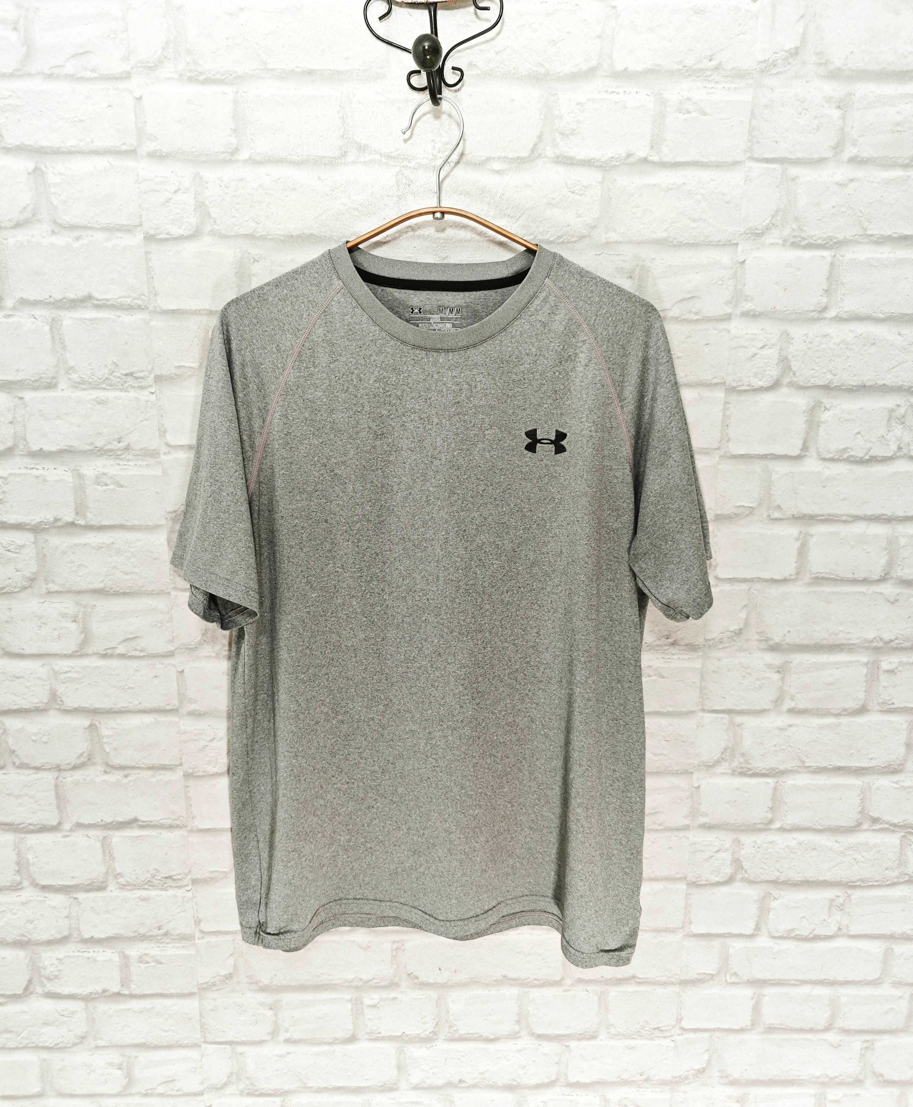 Under Armour Heat Gear Оригинална мъжка тениска размер М