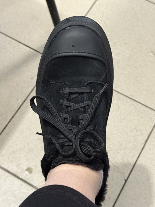 Продам зинюю обувь