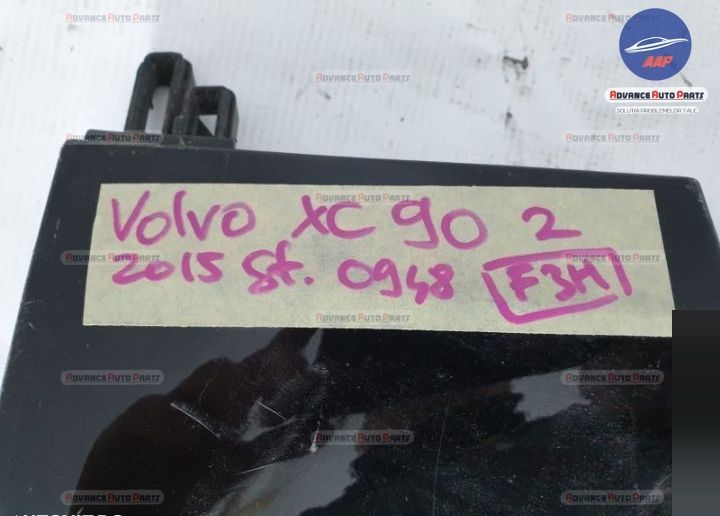 Волво ХЦ90 / Volvo XC90 Оригинален ляв праг (стъпало) в добро състояни