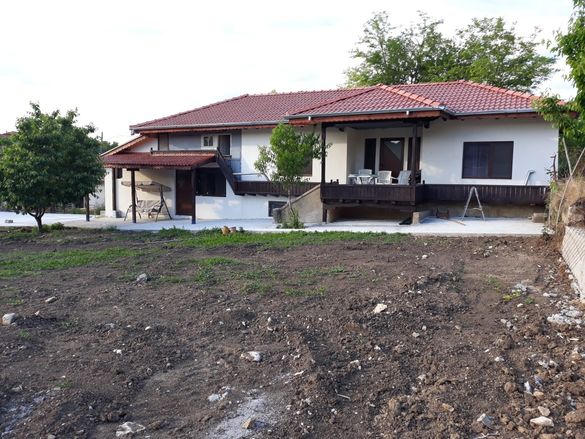 Къща в село Иширково
