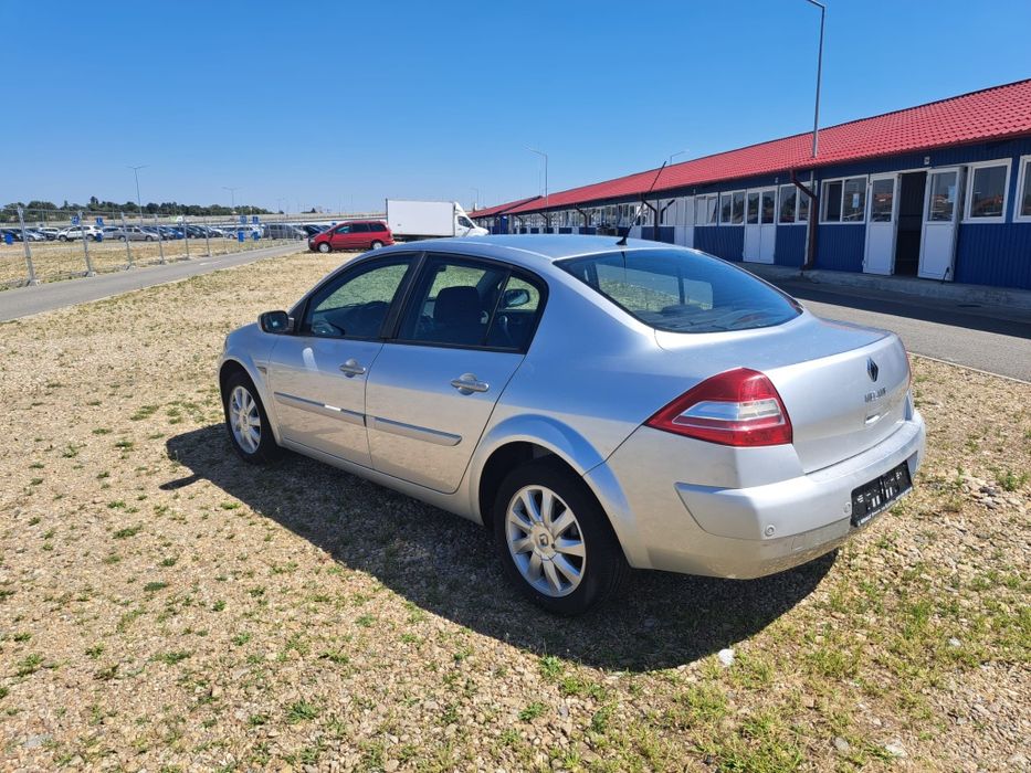 Vând Renault Megane 1.6 benzina