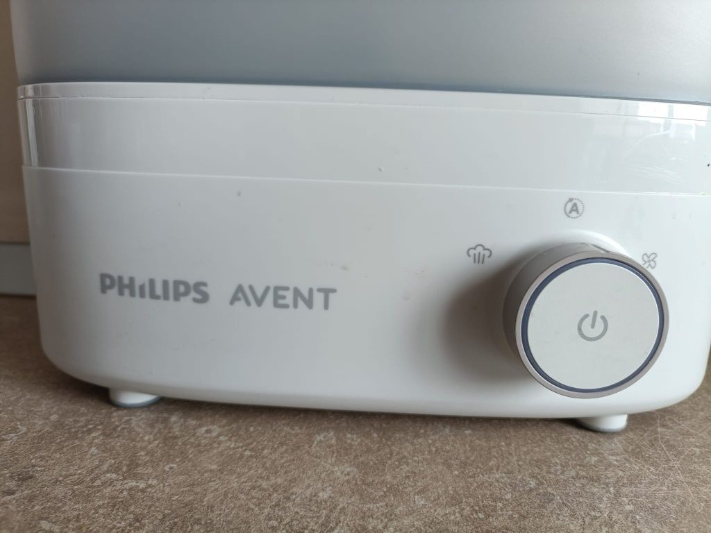 Sterilizator electric si uscator de biberoane Philips Avent Premium