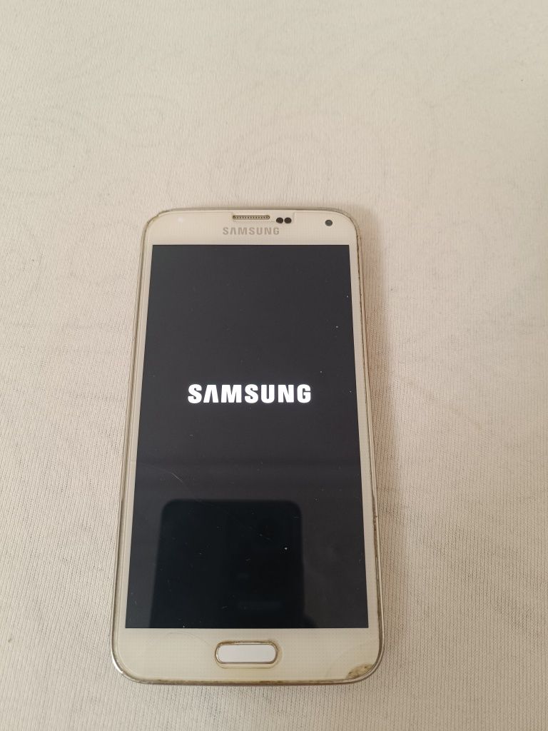 Телефон Samsung s5