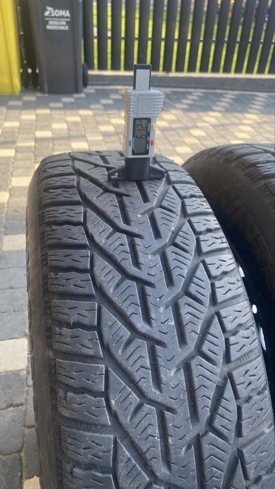 Jante cu anvelope de iarna 195 65 15