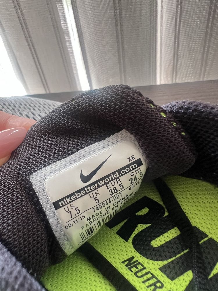 Маратонки Nike zoom
