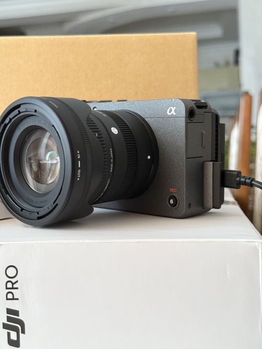 Продам Sony fx-30 sigma 18-50mm