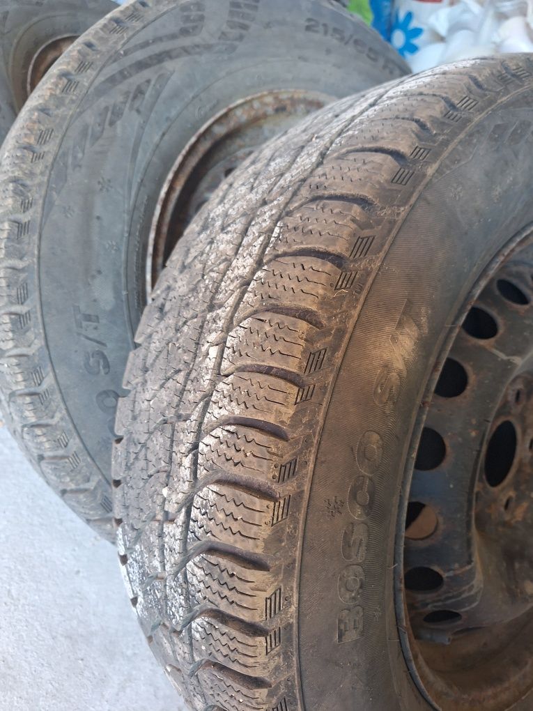 Гуми с джанти 16 от X-trail