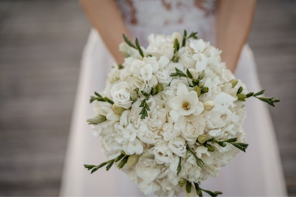 Aranjamente florale pentru nunti, botezuri și alte evenimente